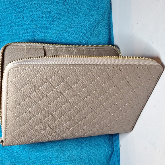 Handbags - A6 Personal Binder, A6 Cash Stuffing Wallet Quilted Taupe Zipper Planner NEW